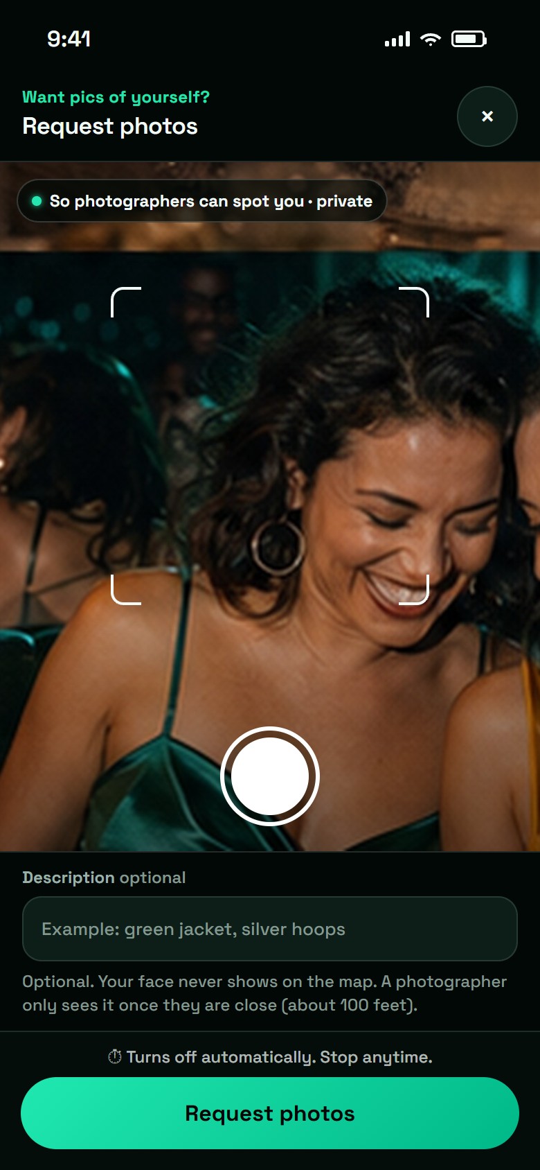 The request screen: a Seeker's selfie framed as their close-up, dark mode.